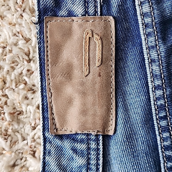 Diesel Zatiny - Picture 4 of 16